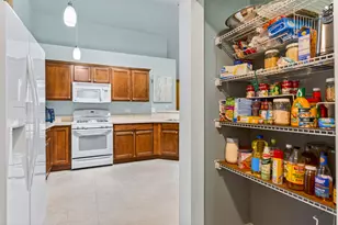 638 Handel Ln, Woodstock, IL 60098 - Photo 14
