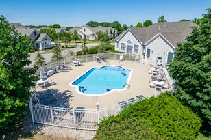 638 Handel Ln, Woodstock, IL 60098 - Photo 38