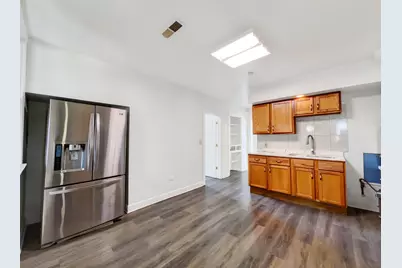 9046 S Brandon Avenue #3, Chicago, IL 60617 - Photo 12