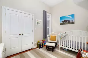 1933 W Irving Park Rd, Chicago, IL 60613 - Photo 12