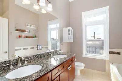 1933 W Irving Park Road #3, Chicago, IL 60613 - Photo 10