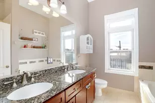 1933 W Irving Park Rd, Chicago, IL 60613 - Photo 10