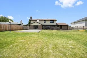 6723 Kingswood Rd, Willowbrook, IL 60527 - Photo 38