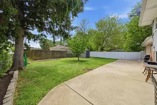 5815 W 87th Pl, Oak Lawn, IL 60453 - Photo 26