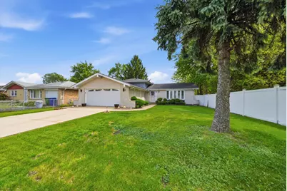 5815 W 87th Place, Oak Lawn, IL 60453 - Photo 2