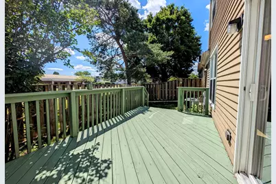 1555 N Gatewood Avenue, Palatine, IL 60067 - Photo 14
