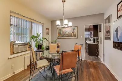 2641 W Fitch Avenue #2, Chicago, IL 60645 - Photo 6