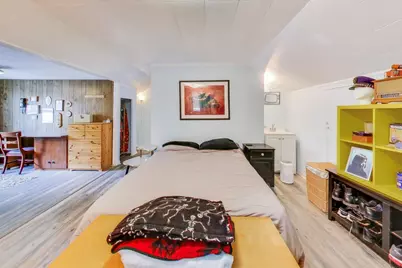3310 N Lawndale Avenue, Chicago, IL 60618 - Photo 20