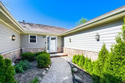 22888 W North Lakewood Lane W, Lake Zurich, IL 60047 - Photo 2