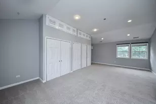 532 Ranch Rd, Wheaton, IL 60187 - Photo 32