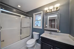 532 Ranch Rd, Wheaton, IL 60187 - Photo 16