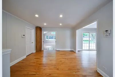 532 Ranch Road, Wheaton, IL 60187 - Photo 8