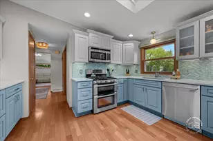1271 N Randall Rd, Aurora, IL 60506 - Photo 16