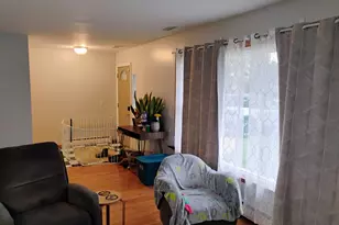 904 S Edward St, Mount Prospect, IL 60056 - Photo 10