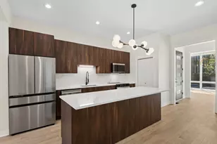 4717 S Ingleside Ave, Chicago, IL 60615 - Photo 8