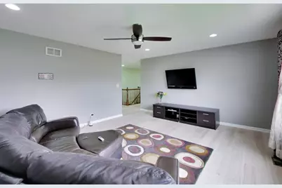3091 Long Common Parkway, Elgin, IL 60124 - Photo 22