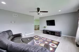 3091 Longcommon Pkwy, Elgin, IL 60124 - Photo 22