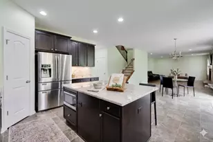 3091 Longcommon Pkwy, Elgin, IL 60124 - Photo 8