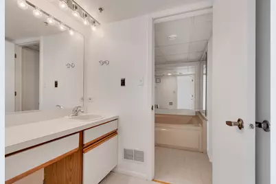 5960 Lake Bluff Drive #302, Tinley Park, IL 60477 - Photo 12