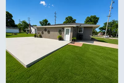 312 W Washington Street, Farina, IL 62838 - Photo 4