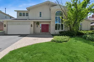 828 Woodleigh Ave, Highland Park, IL 60035 - Photo 1