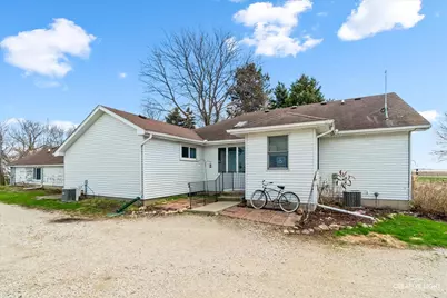 15555 McGirr Road, Hinckley, IL 60520 - Photo 2