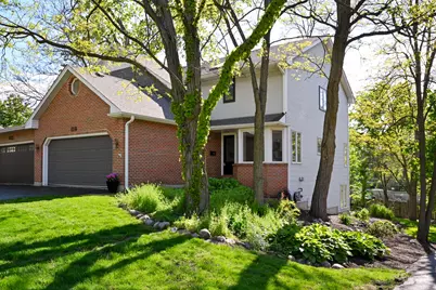 416 Lawrence Avenue, Glen Ellyn, IL 60137 - Photo 2
