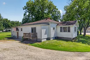706 Fuller Ave, Streator, IL 61364 - Photo 32