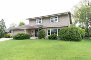 5841 Hoylake Dr, Rockford, IL 61107 - Photo 4