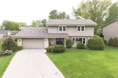 5841 Hoylake Drive, Rockford, IL 61107 - Photo 10
