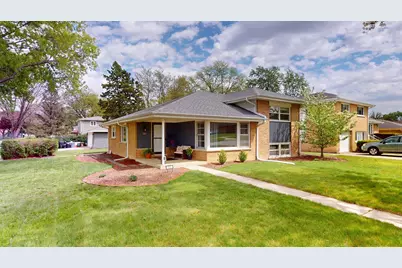 501 S School Street, Mount Prospect, IL 60056 - Photo 2