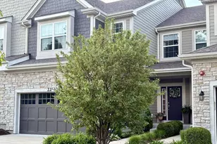 22W408 Autumn Blaze Dr, Glen Ellyn, IL 60137 - Photo 2