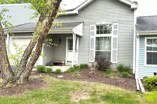 413 Lauren Ln, Island Lake, IL 60042 - Photo 1