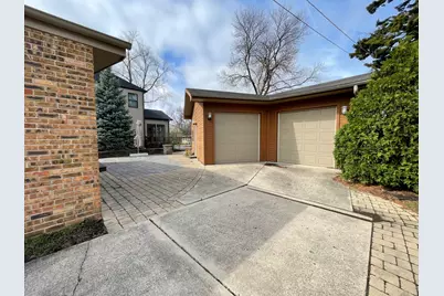 168 N Geneva Avenue, Elmhurst, IL 60126 - Photo 6