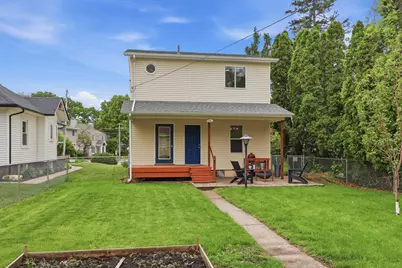2810 Middle Road, Davenport, IA 52803 - Photo 4