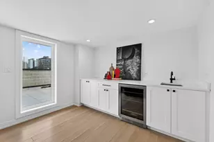 1347 W Grand Ave, Chicago, IL 60642 - Photo 26