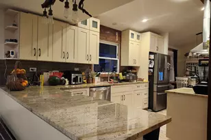 301 Oakbrook Ct, Bartlett, IL 60103 - Photo 20