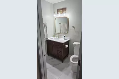 301 Oakbrook Court, Bartlett, IL 60103 - Photo 38