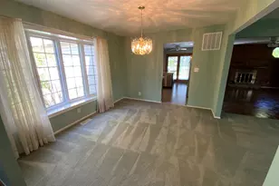 660 Juniper Cir, Algonquin, IL 60102 - Photo 4