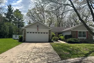 660 Juniper Cir, Algonquin, IL 60102 - Photo 1
