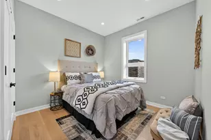 1347 W Grand Ave, Chicago, IL 60642 - Photo 22