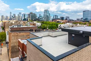 1347 W Grand Ave, Chicago, IL 60642 - Photo 34