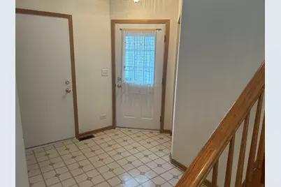 2482 Stoughton Circle, Aurora, IL 60502 - Photo 2