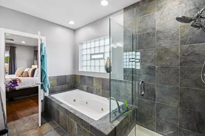 4345 S Indiana Avenue #4S, Chicago, IL 60653 - Photo 8