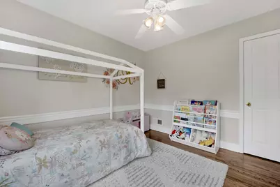 61 Harris Avenue, Clarendon Hills, IL 60514 - Photo 18