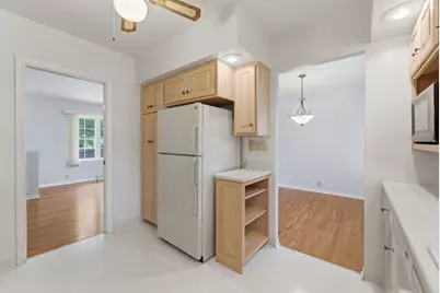 1912 E 31st Street, Davenport, IA 52807 - Photo 12