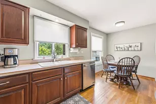 415 Cypress Ct, Schaumburg, IL 60193 - Photo 22