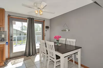 272 S Randolph Avenue, Bradley, IL 60915 - Photo 6
