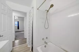 349 Woodland Dr, Grayslake, IL 60030 - Photo 14