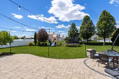 5700 Emily Road, Bettendorf, IA 52722 - Photo 52